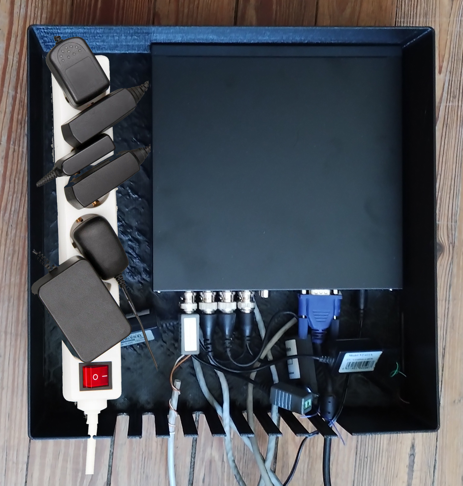 CAJA DVR 295X295X10 CON ZAPATILLA