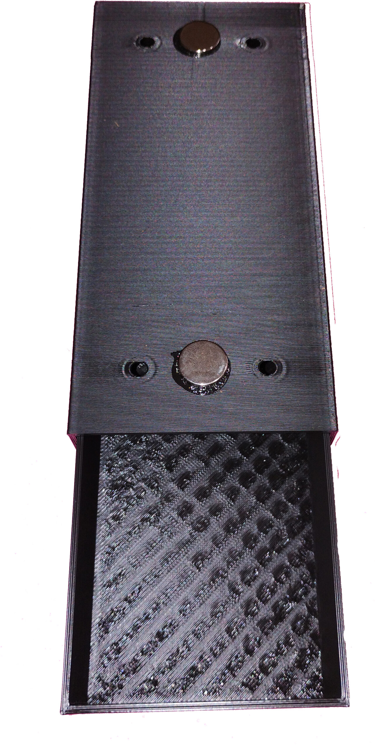 Magnetica perforada abierta scaled