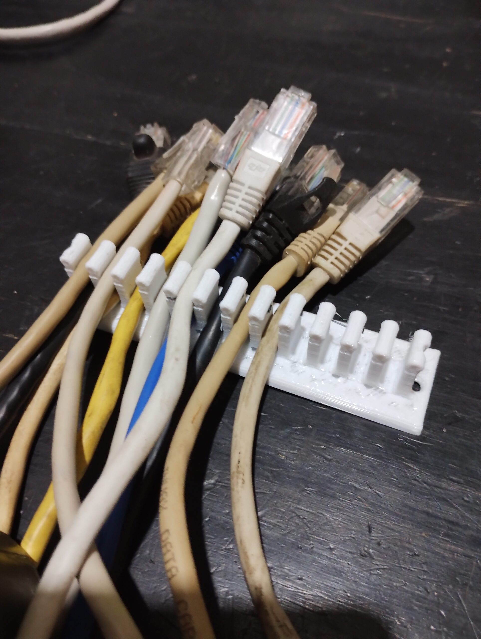 Soporte UTP 2 scaled